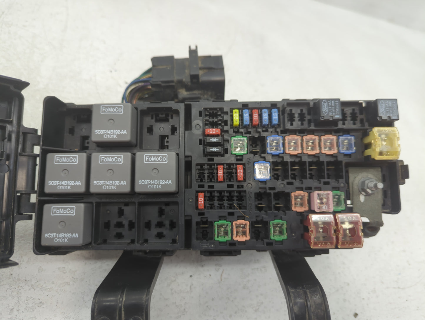 2010-2012 Ford Fusion Fusebox Fuse Box Panel Relay Module P/N:BE5T-14290-H Fits Fits 2010 2011 2012 OEM Used Auto Parts - Oe