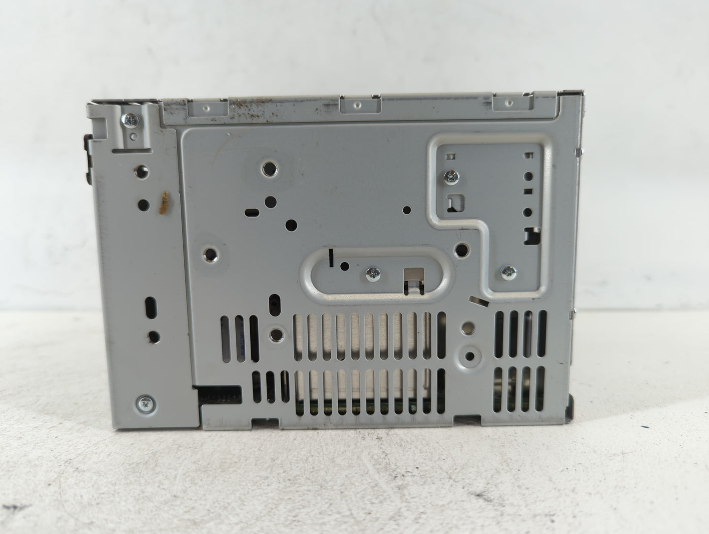 2011-2012 Ford Fusion Am Fm Cd Player Radio Receiver - Oemusedautoparts1.com