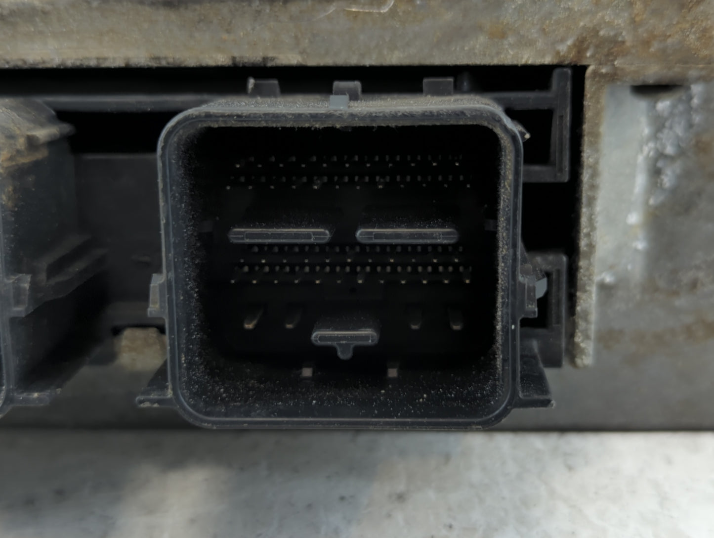 2011-2012 Ford Fusion PCM Engine Control Computer ECU ECM PCU OEM P/N:BL8A-12B684-AB AE5A-12A650-EPE Fits Fits 2011 2012 OEM