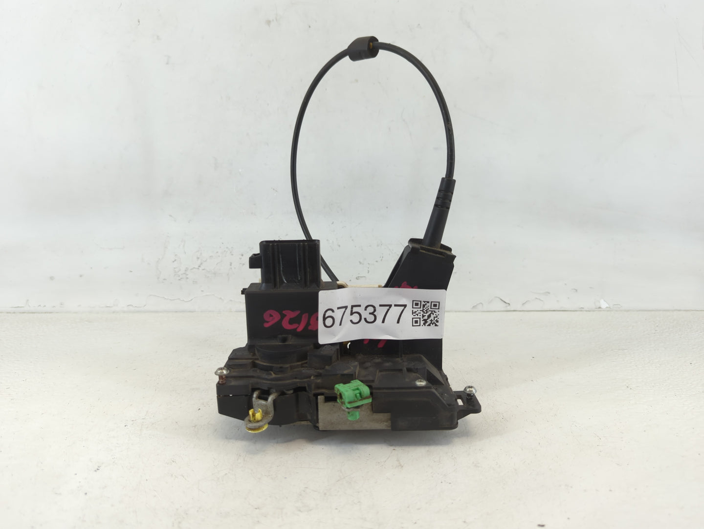 2010-2012 Ford Fusion Passenger Front Right Door Handle Exterior Assembly - Oemusedautoparts1.com