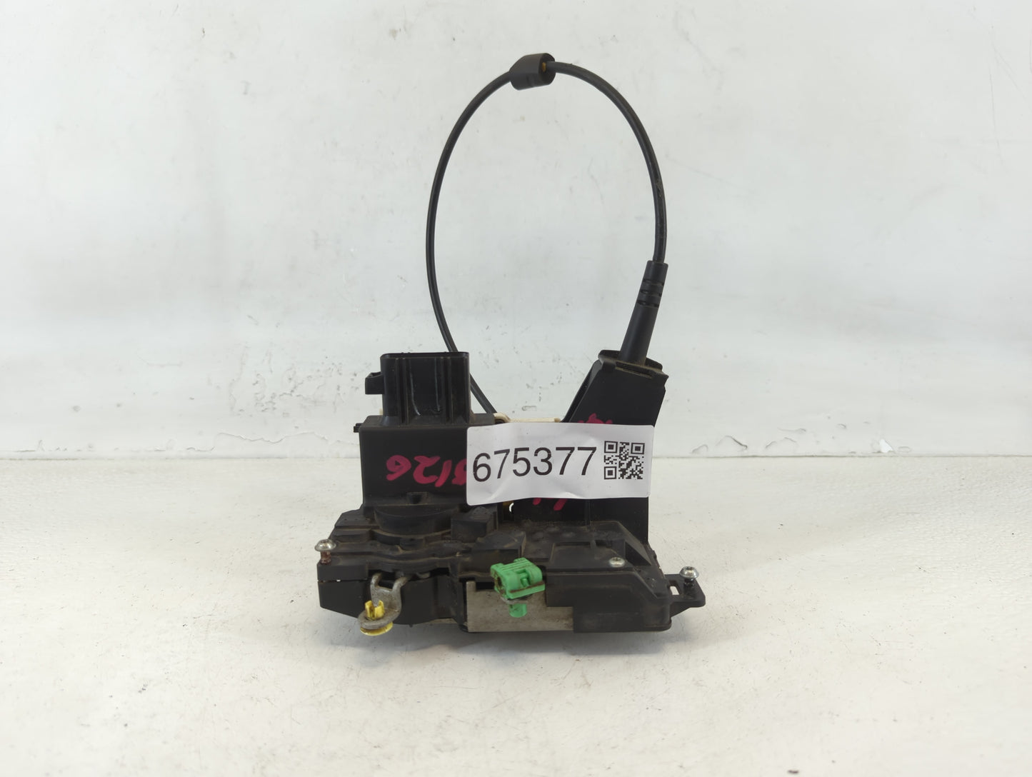 2010-2012 Ford Fusion Passenger Front Right Door Handle Exterior Assembly - Oemusedautoparts1.com