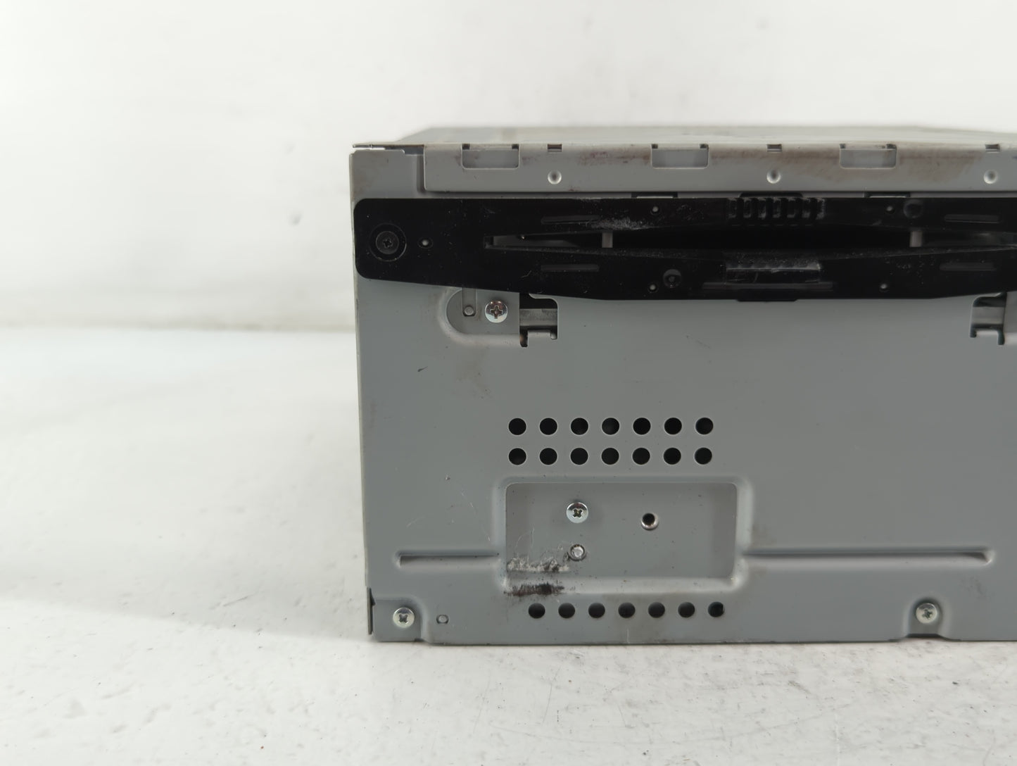 2011-2012 Ford Fusion Radio AM FM Cd Player Receiver Replacement P/N:BE5T-19C107-AB Fits Fits 2011 2012 OEM Used Auto Parts 