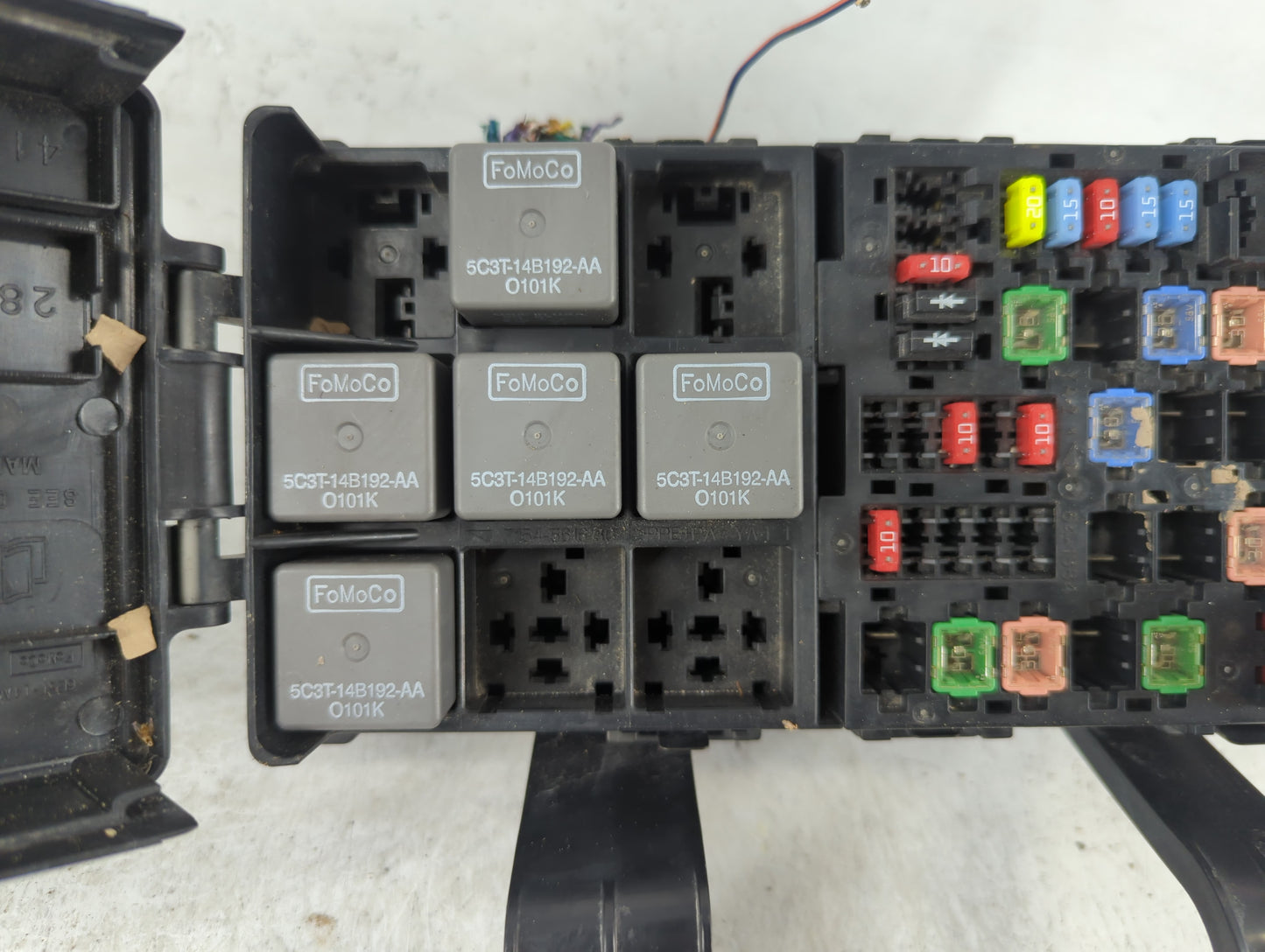 2010-2012 Ford Fusion Fusebox Fuse Box Panel Relay Module P/N:BE5T-14290-H Fits Fits 2010 2011 2012 OEM Used Auto Parts - Oe