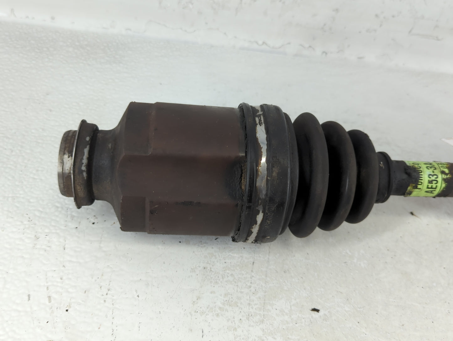 2010-2012 Ford Fusion Axle Shaft Front Passenger Cv C/v - Oemusedautoparts1.com