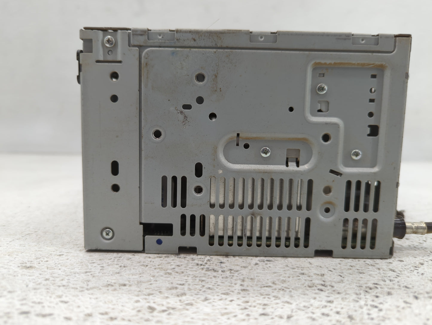 2011-2012 Ford Fusion Radio AM FM Cd Player Receiver Replacement P/N:BE5T-18D822-AB Fits Fits 2011 2012 OEM Used Auto Parts 
