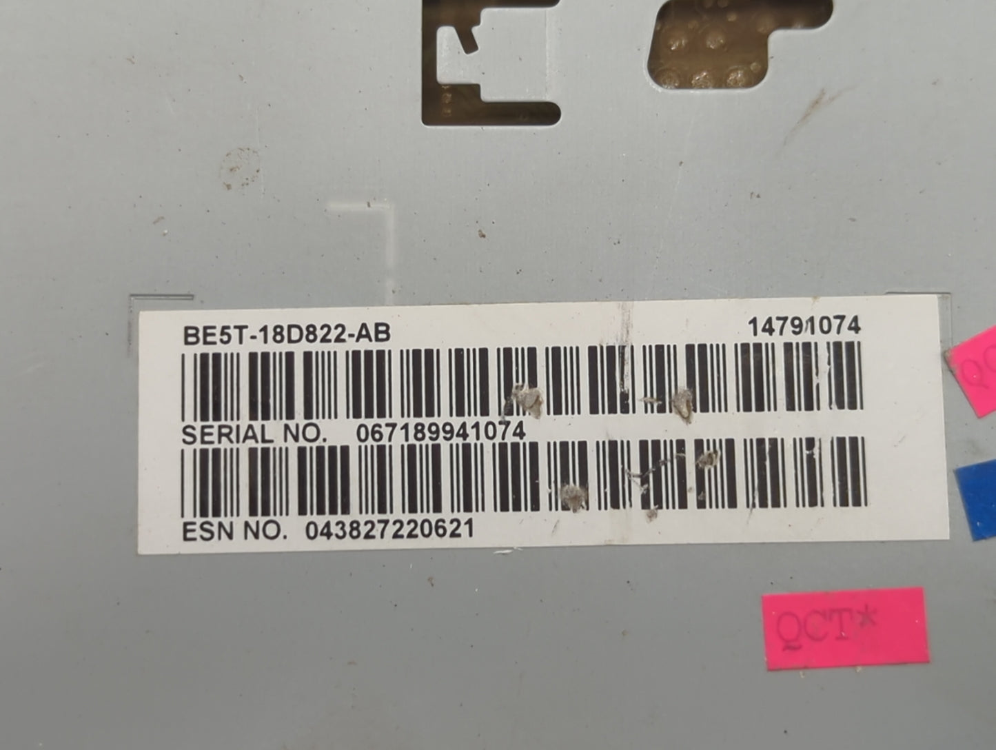 2011-2012 Ford Fusion Radio AM FM Cd Player Receiver Replacement P/N:BE5T-18D822-AB Fits Fits 2011 2012 OEM Used Auto Parts 