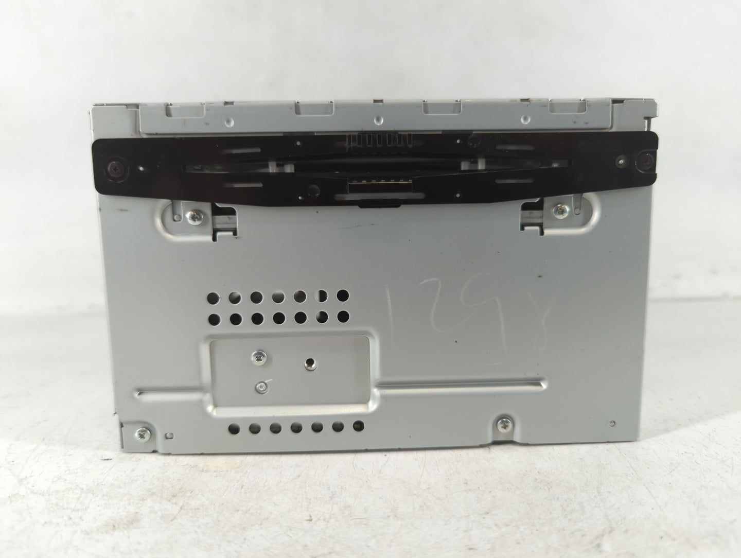 2010-2012 Ford Fusion Am Fm Cd Player Radio Receiver - Oemusedautoparts1.com