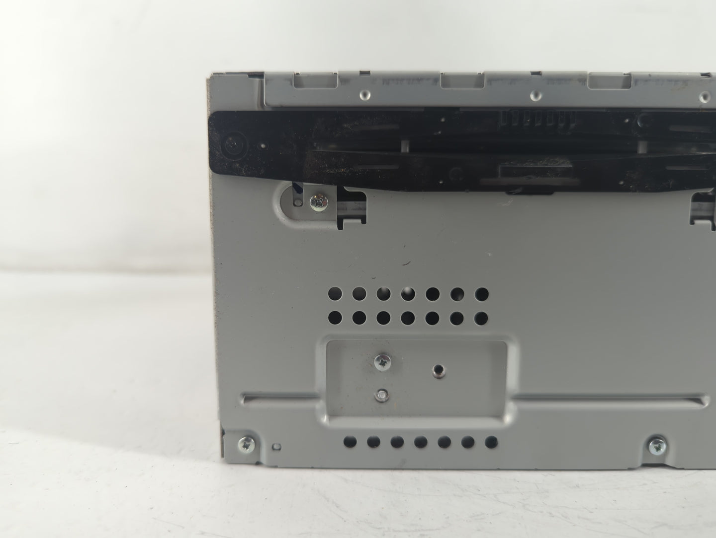2010-2012 Ford Fusion Am Fm Cd Player Radio Receiver - Oemusedautoparts1.com