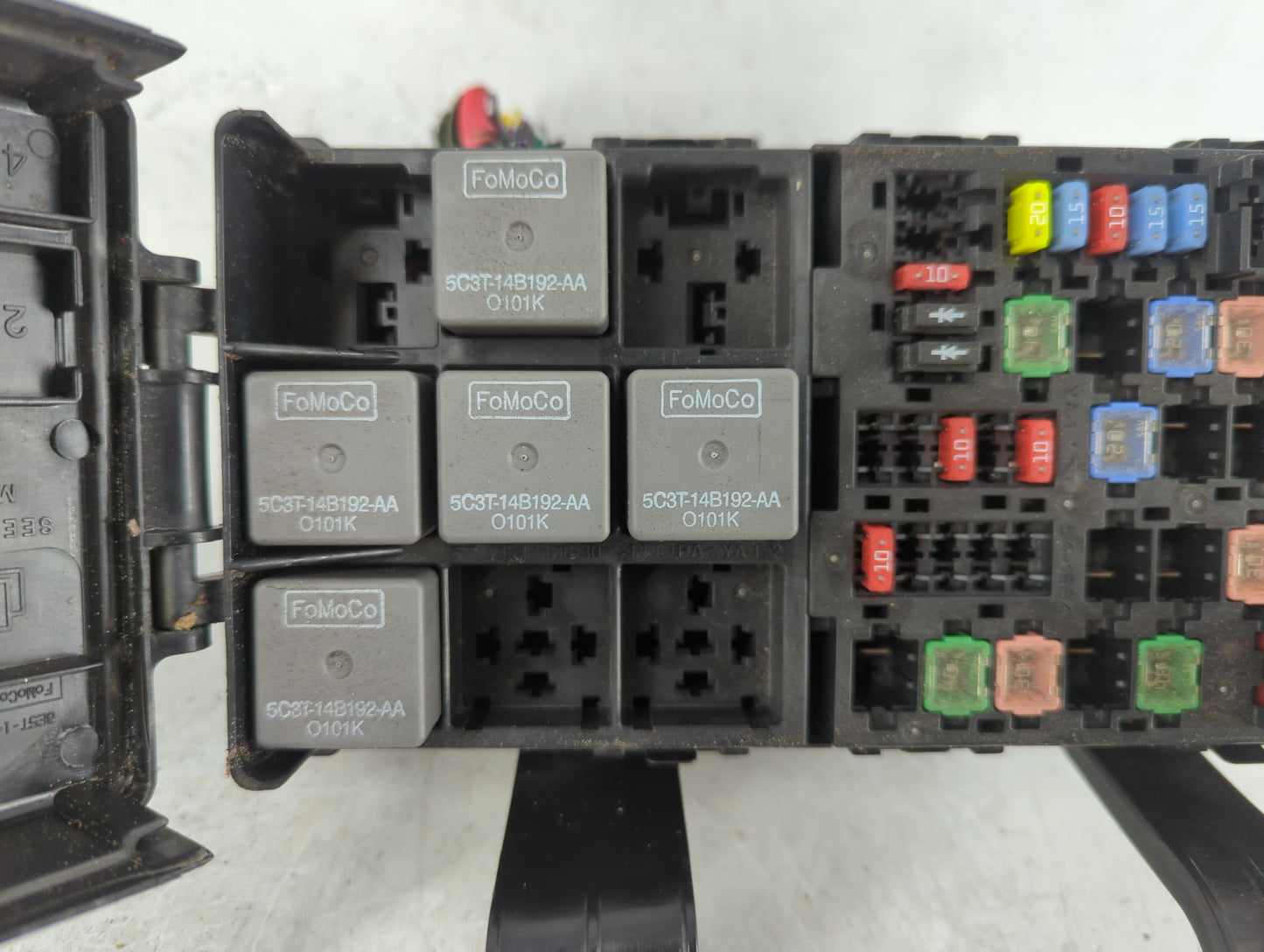 2010-2012 Ford Fusion Fusebox Fuse Box Panel Relay Module P/N:BE5T-14290-H Fits Fits 2010 2011 2012 OEM Used Auto Parts - Oe