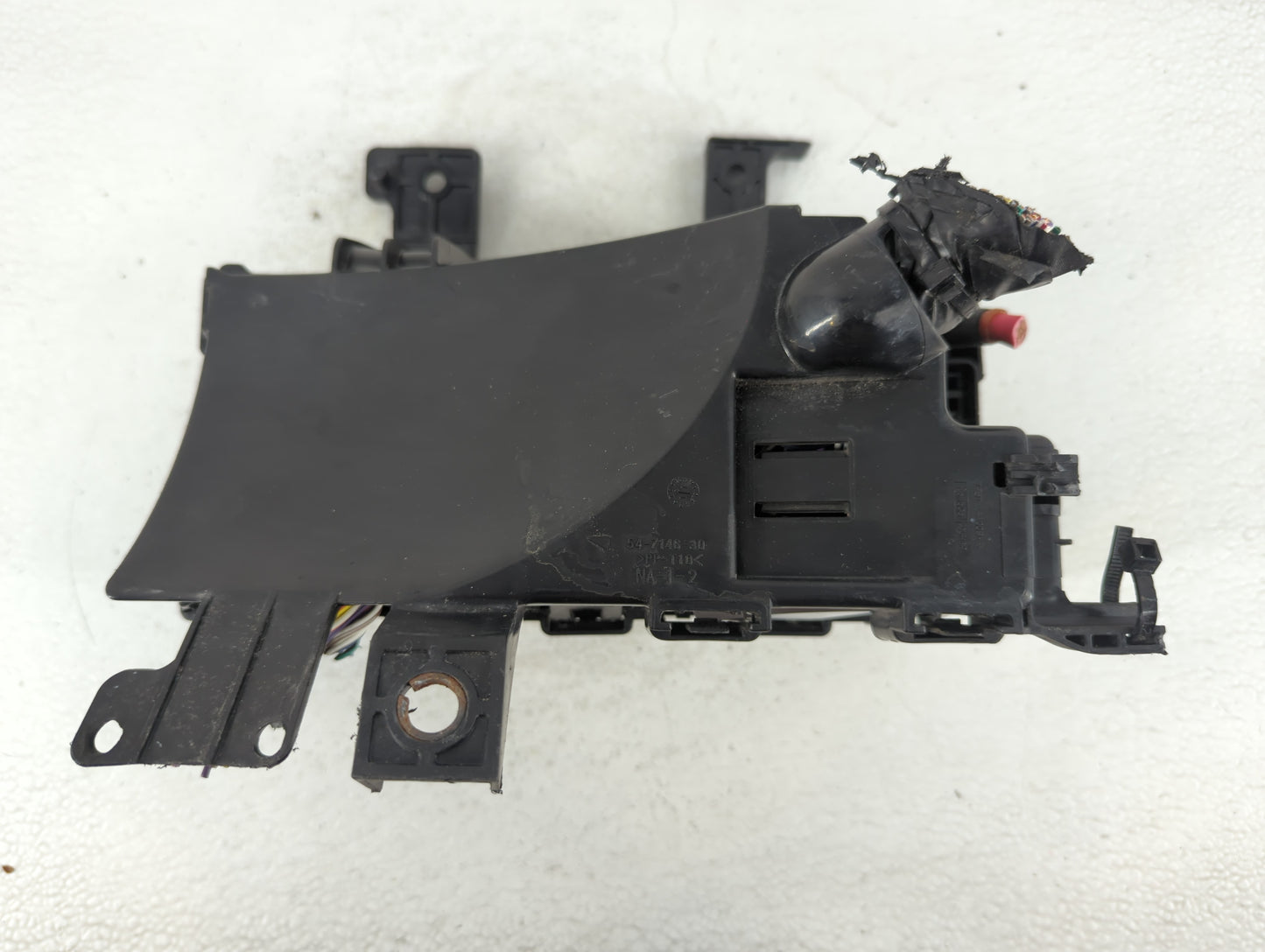 2010-2012 Ford Fusion Fusebox Fuse Box Panel Relay Module P/N:BE5T-14290-H Fits Fits 2010 2011 2012 OEM Used Auto Parts - Oe
