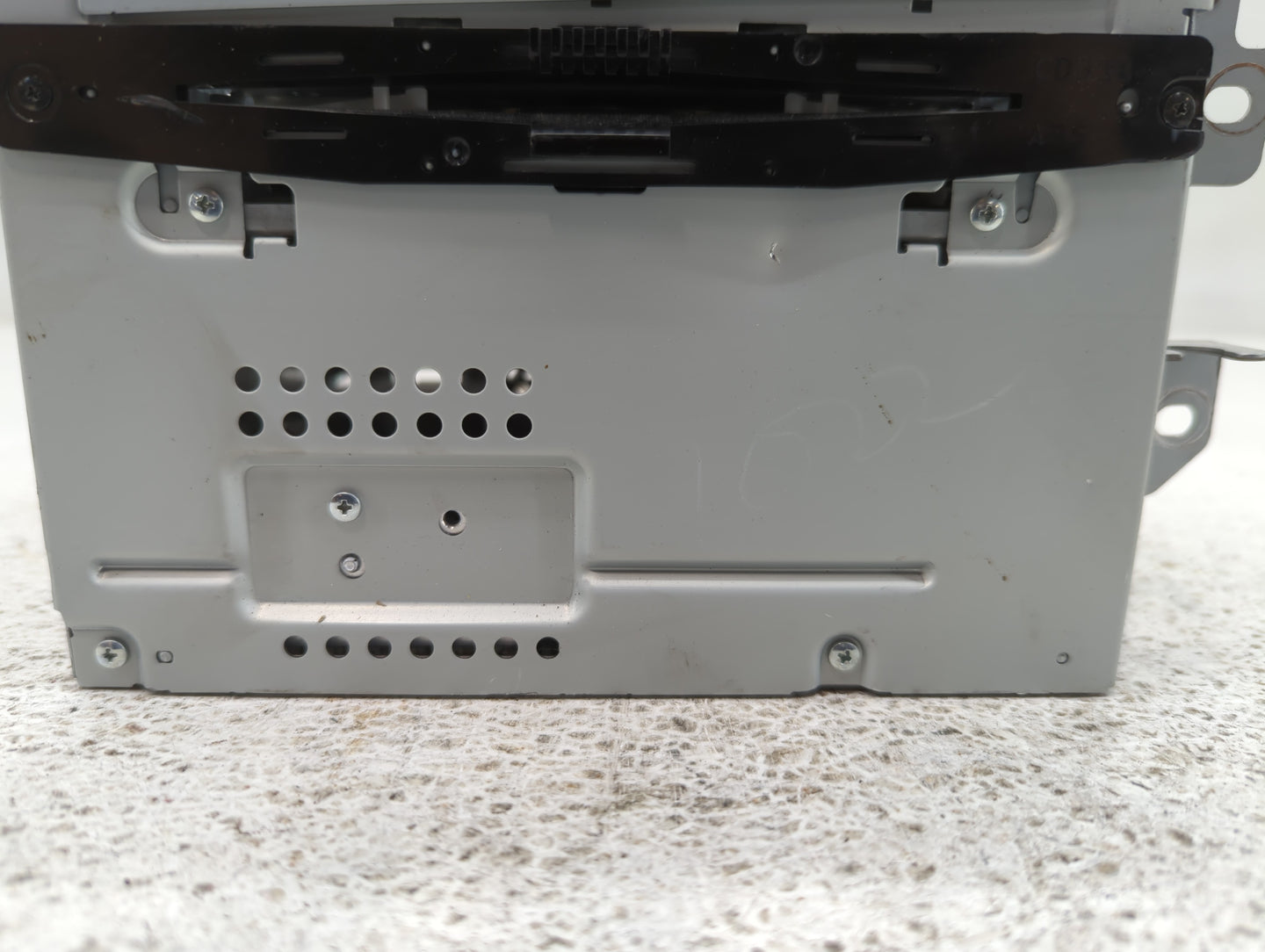2011-2012 Ford Fusion Am Fm Cd Player Radio Receiver - Oemusedautoparts1.com