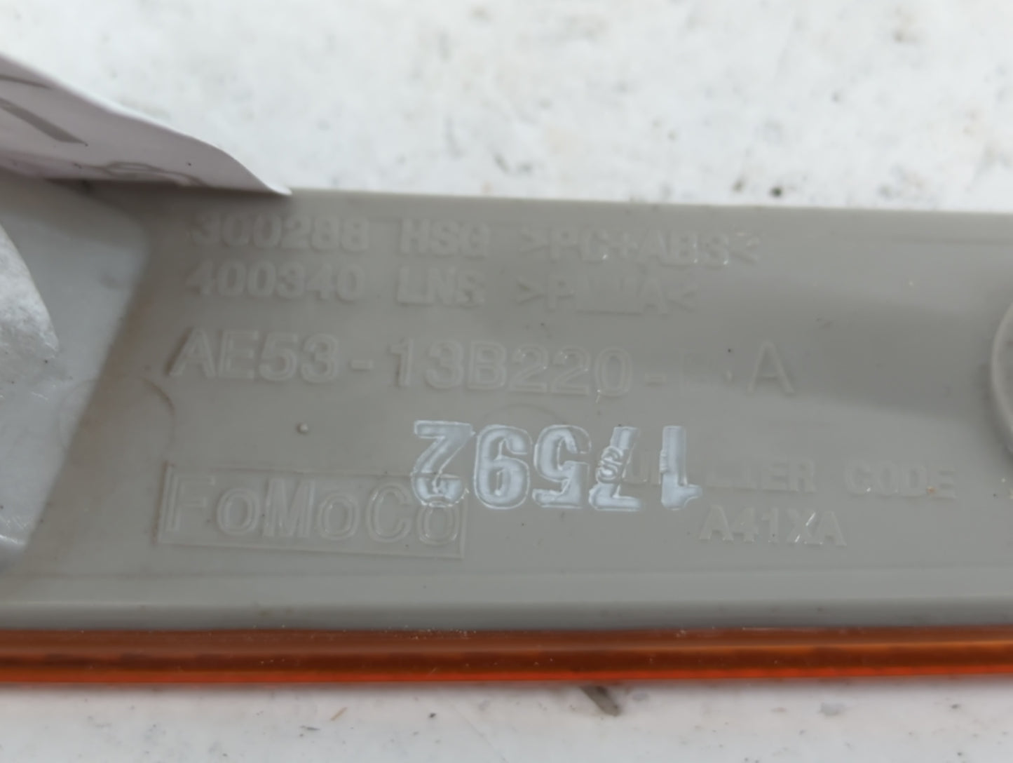 2010-2012 Ford Fusion Passenger Right Oem Front Light Lamp - Oemusedautoparts1.com