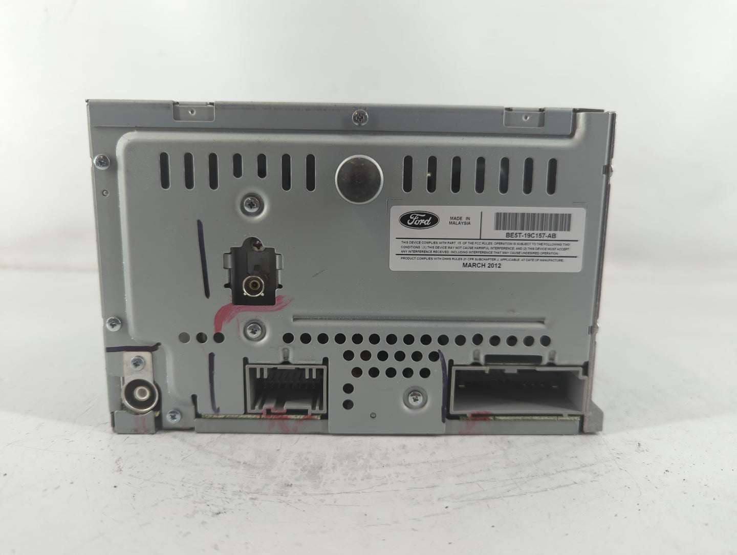 2010-2012 Ford Fusion Radio AM FM Cd Player Receiver Replacement P/N:BE5T-19C157-AB Fits Fits 2010 2011 2012 OEM Used Auto P