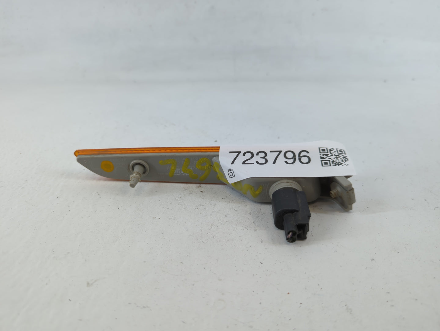 2010-2012 Ford Fusion Driver Left Oem Front Light Lamp - Oemusedautoparts1.com