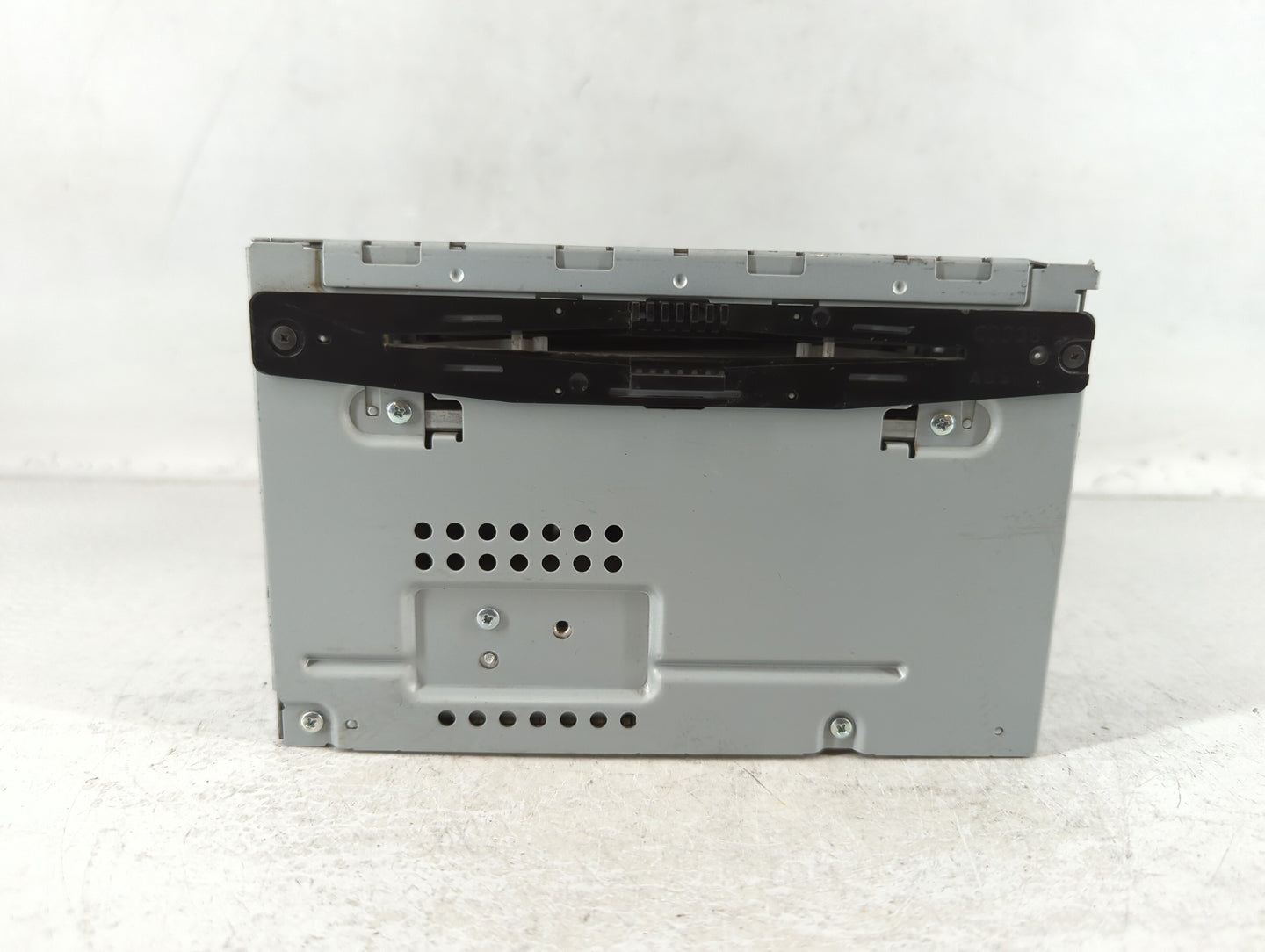 2010-2012 Ford Fusion Am Fm Cd Player Radio Receiver - Oemusedautoparts1.com
