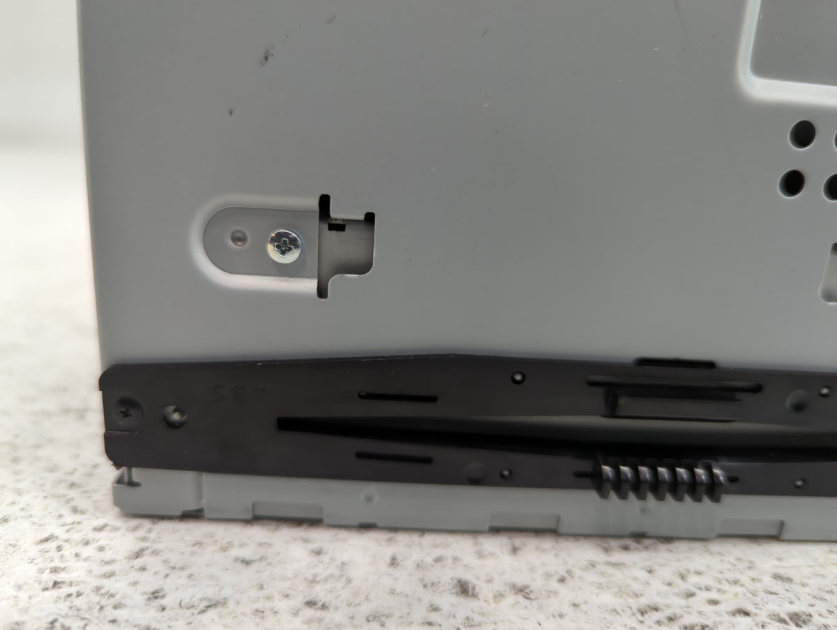 2011-2012 Ford Fusion Am Fm Cd Player Radio Receiver 726259 - Oemusedautoparts1.com