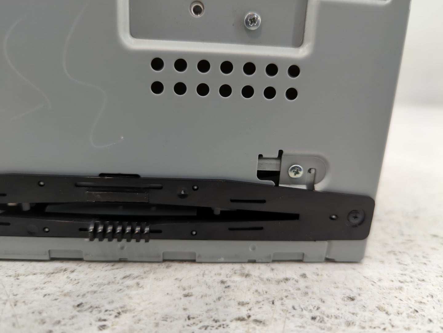 2010-2012 Ford Fusion Am Fm Cd Player Radio Receiver - Oemusedautoparts1.com