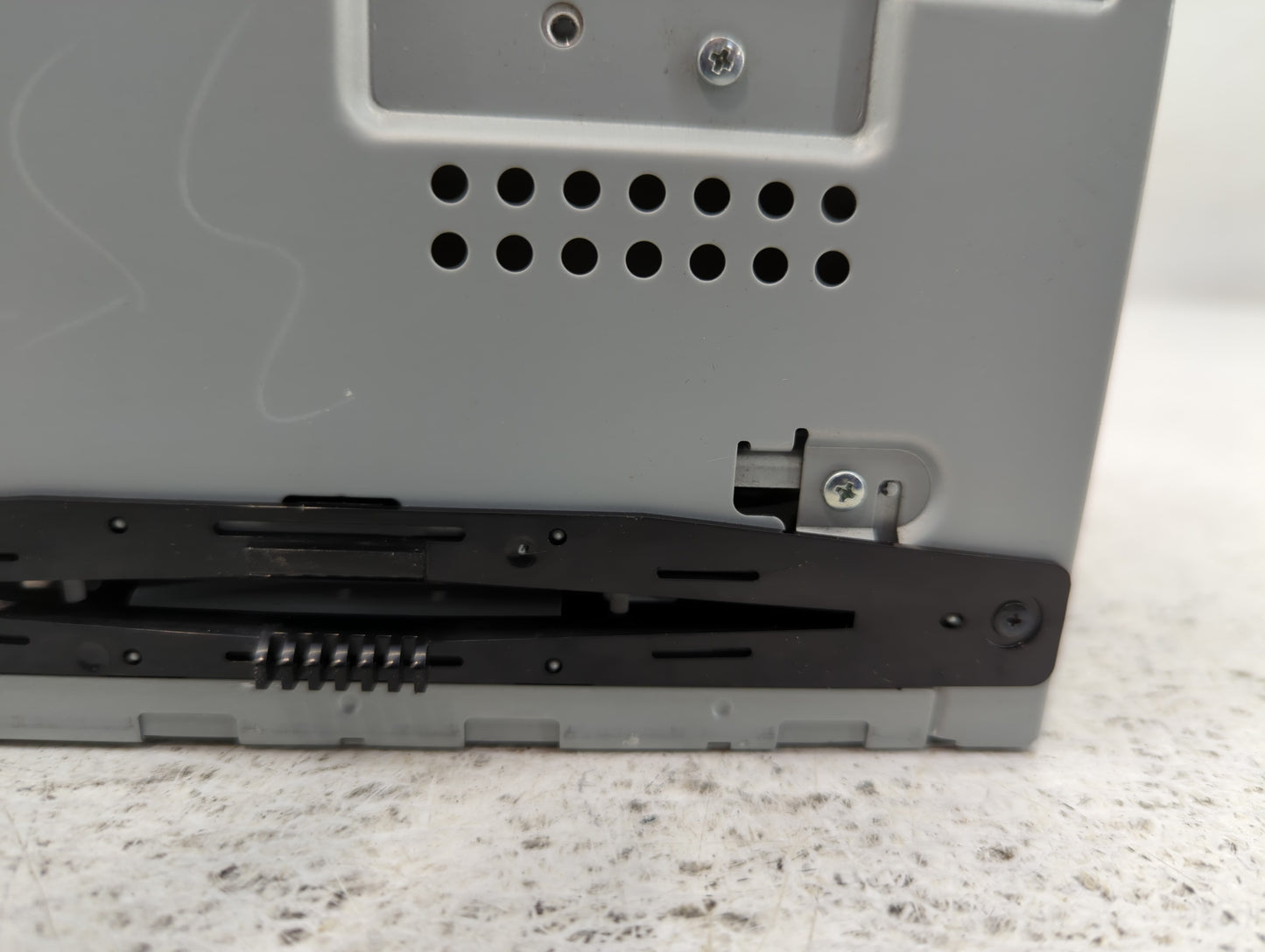 2010-2012 Ford Fusion Am Fm Cd Player Radio Receiver - Oemusedautoparts1.com