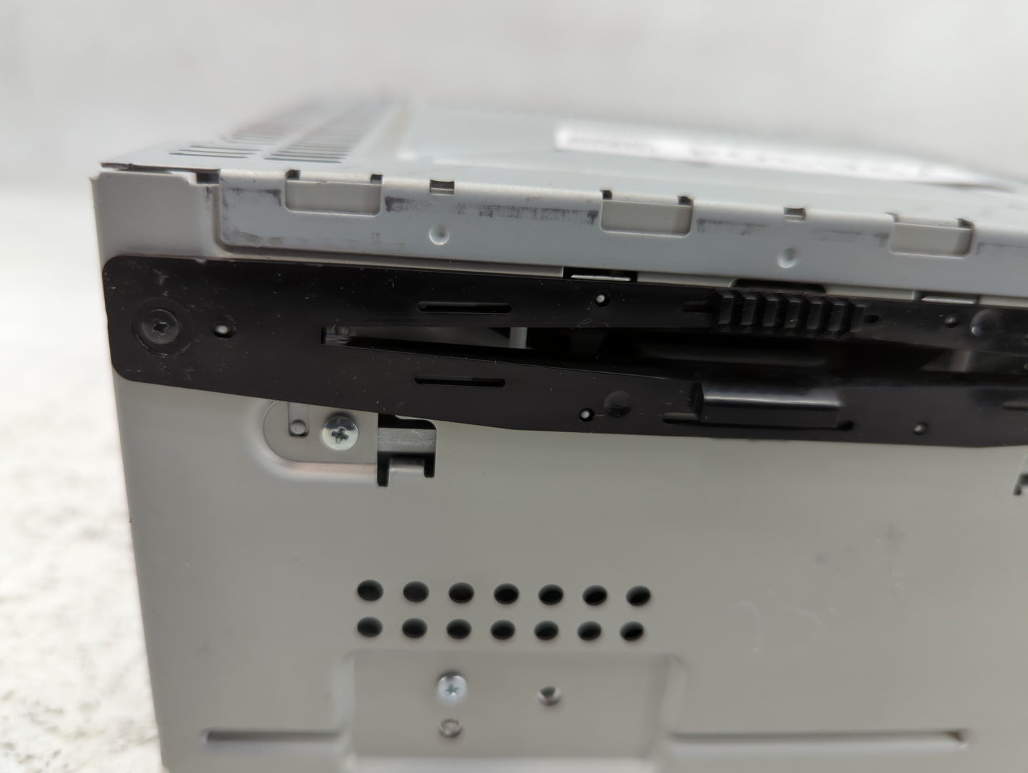 2010-2012 Ford Fusion Am Fm Cd Player Radio Receiver - Oemusedautoparts1.com