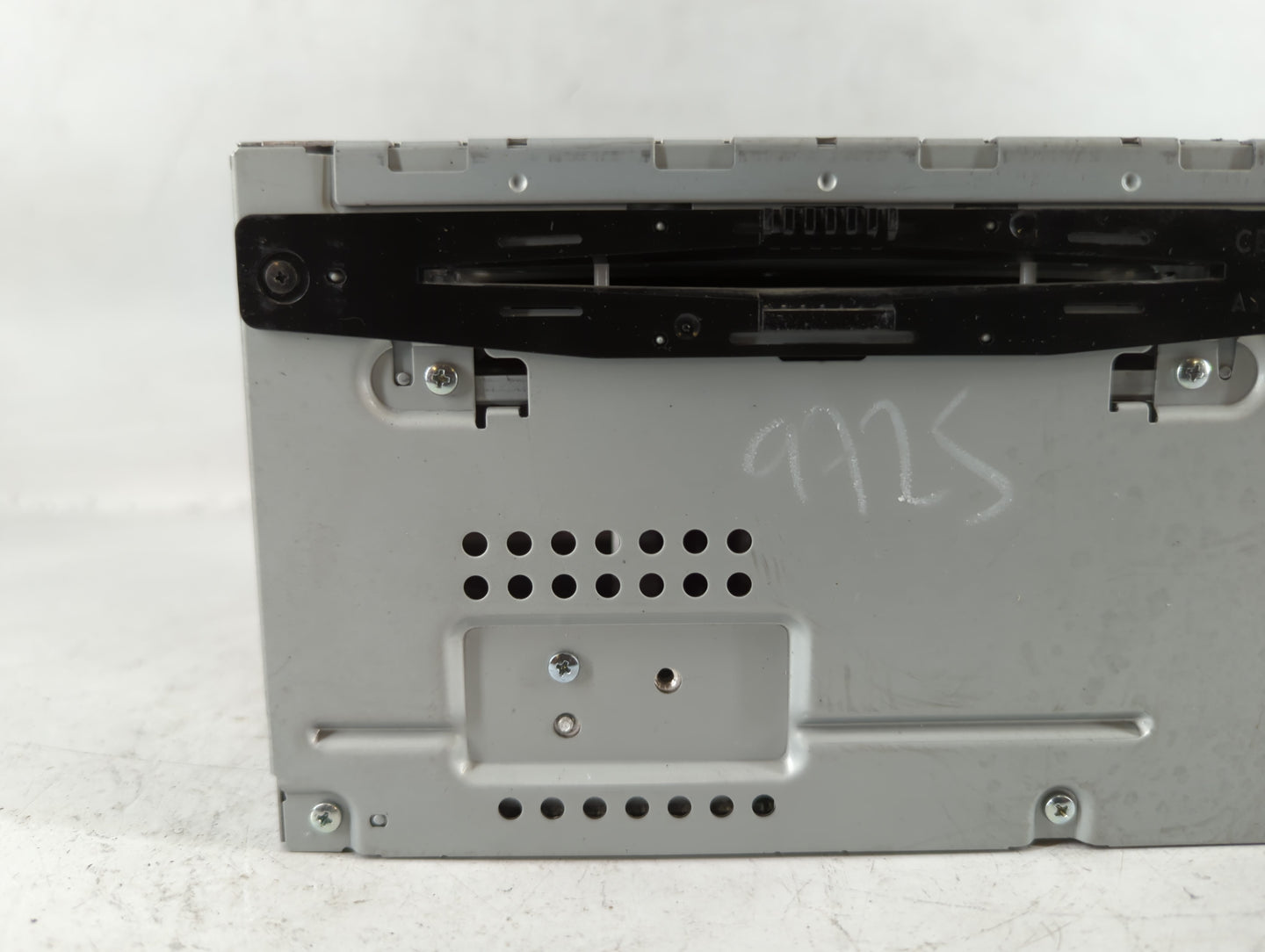 2010-2012 Ford Fusion Am Fm Cd Player Radio Receiver - Oemusedautoparts1.com