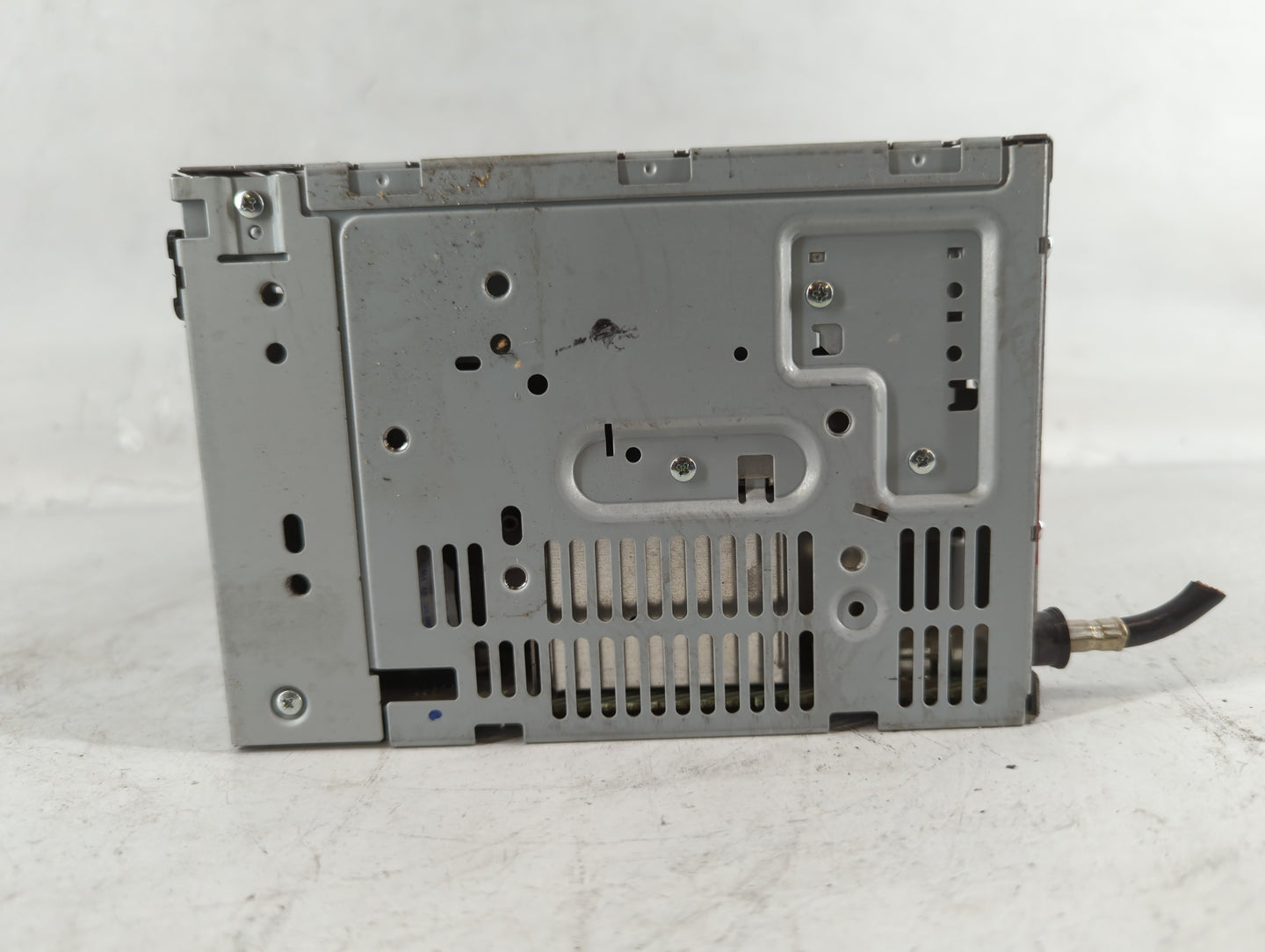 2010-2012 Ford Fusion Am Fm Cd Player Radio Receiver - Oemusedautoparts1.com