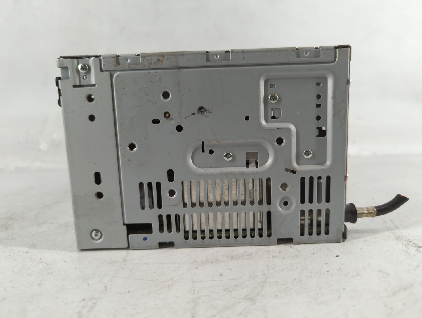 2010-2012 Ford Fusion Am Fm Cd Player Radio Receiver - Oemusedautoparts1.com
