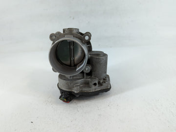 2010-2012 Ford Fusion Throttle Body P/N:DS7Z-A 122 12 3003456 Fits Fits 2009 2010 2011 2012 OEM Used Auto Parts - Oemusedaut