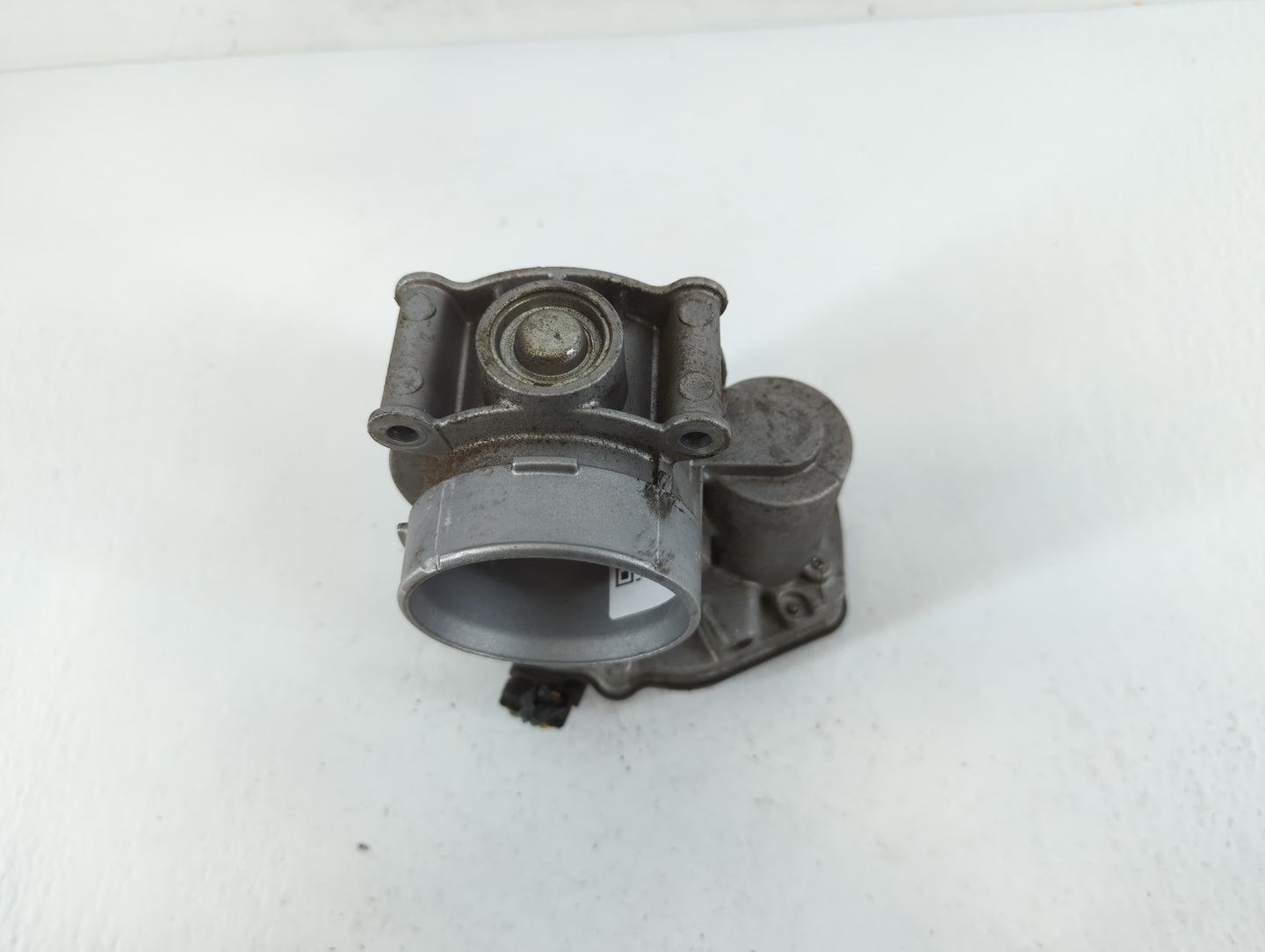 2010-2012 Ford Fusion Throttle Body P/N:DS7Z-A 122 12 3003456 Fits Fits 2009 2010 2011 2012 OEM Used Auto Parts - Oemusedaut