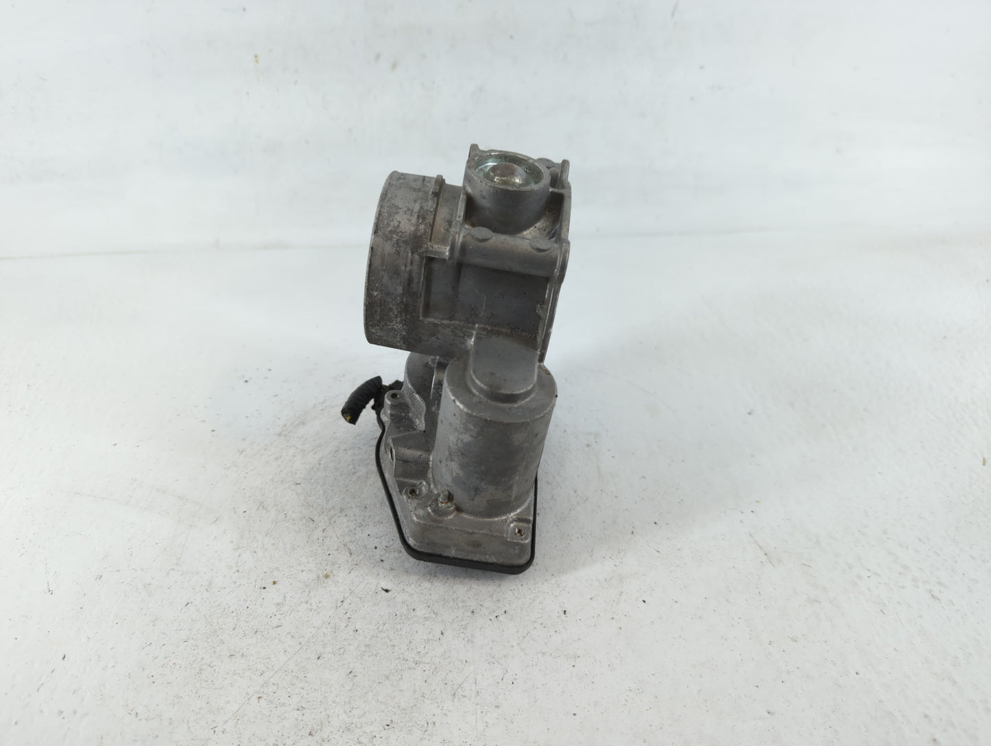 2010-2012 Ford Fusion Throttle Body P/N:170143006466 DS7E-9F991-AJ Fits Fits 2009 2010 2011 2012 OEM Used Auto Parts - Oemus