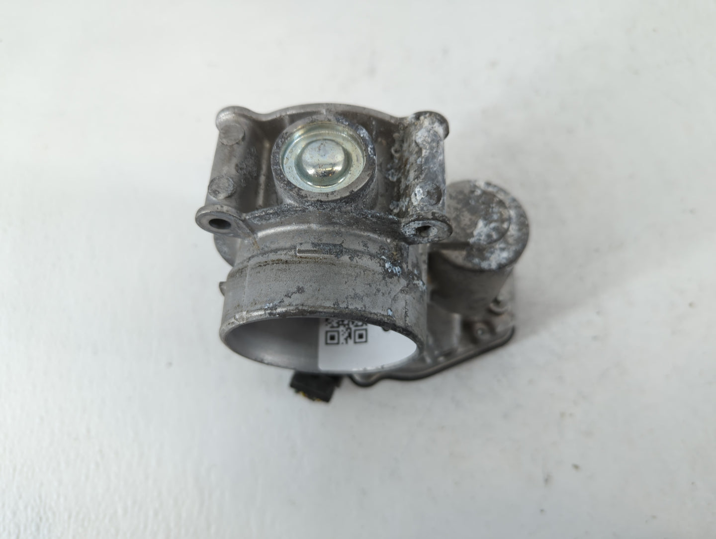 2010-2012 Ford Fusion Throttle Body P/N:221614002949 DS7E-9F991-AK Fits Fits 2009 2010 2011 2012 OEM Used Auto Parts - Oemus