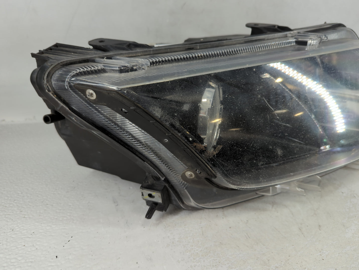 2010-2012 Ford Fusion Passenger Right Oem Head Light Headlight Lamp 745075 - Oemusedautoparts1.com