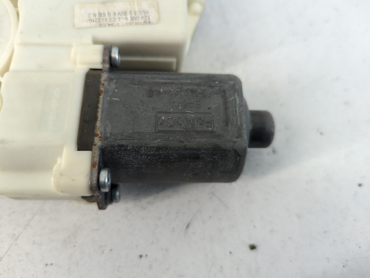 2006-2012 Ford Fusion Used Window Regulator Passenger Front 745393 - Oemusedautoparts1.com