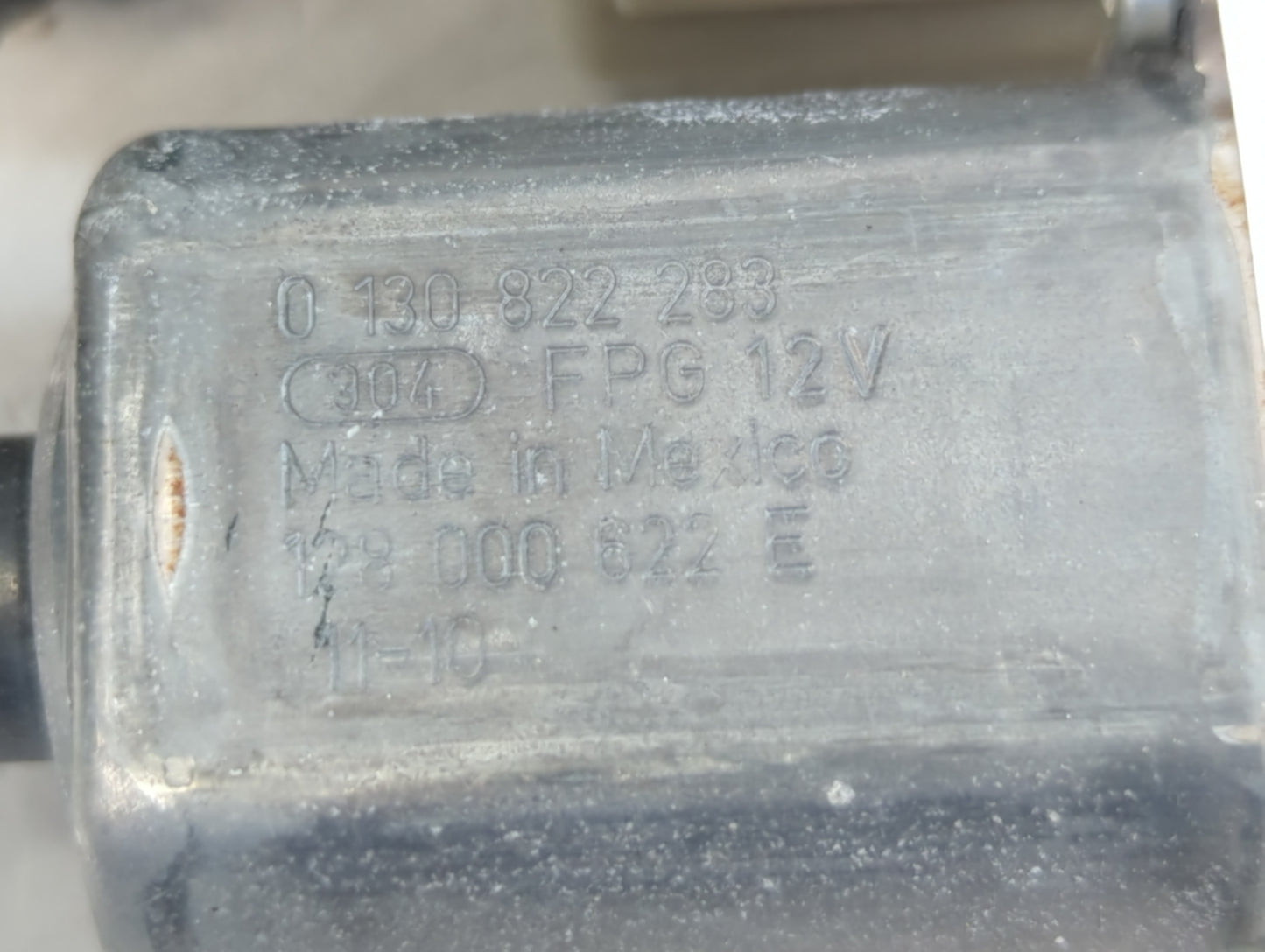 2006-2012 Ford Fusion Used Window Regulator Passenger Front 745393 - Oemusedautoparts1.com