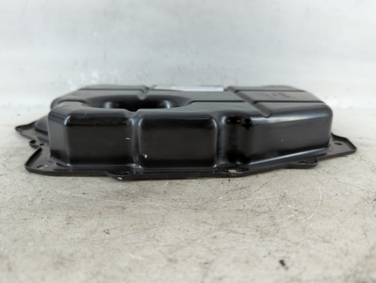2010-2012 Ford Fusion Engine Oil Pan P/N:TC11A 9L8P-78004-BC Fits Fits 2009 2010 2011 2012 OEM Used Auto Parts - Oemusedauto