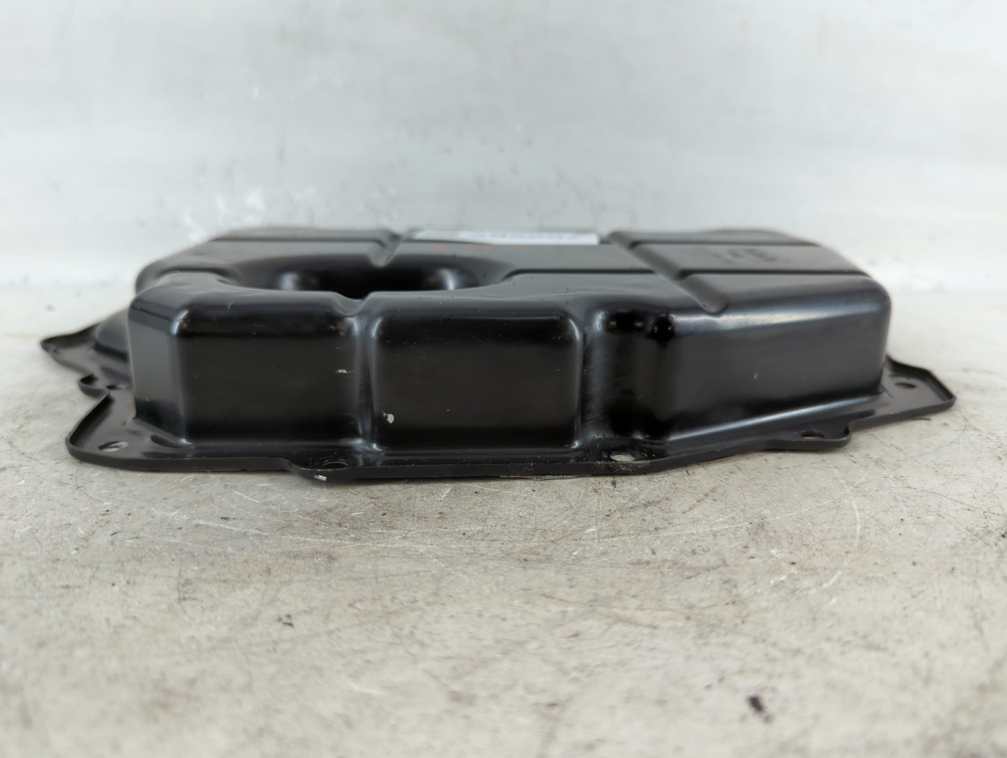 2010-2012 Ford Fusion Engine Oil Pan P/N:TC11A 9L8P-78004-BC Fits Fits 2009 2010 2011 2012 OEM Used Auto Parts - Oemusedauto