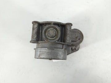 2010-2012 Ford Fusion Throttle Body P/N:14023 3000442 DS7Z-D Fits Fits 2009 2010 2011 2012 OEM Used Auto Parts