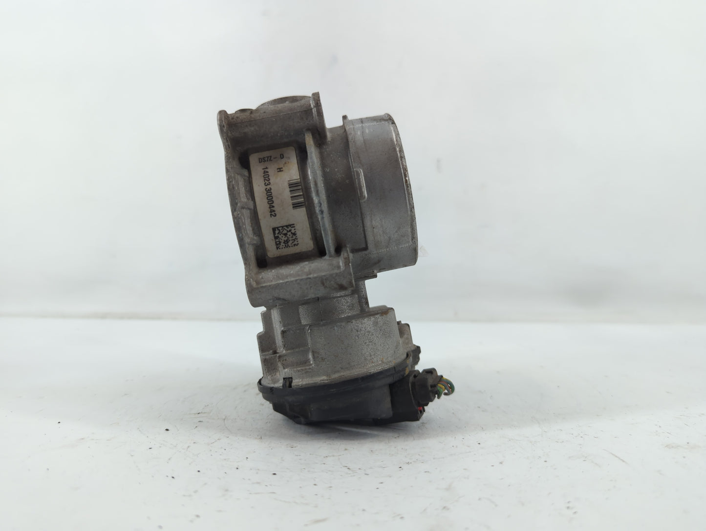 2010-2012 Ford Fusion Throttle Body P/N:14023 3000442 DS7Z-D Fits Fits 2009 2010 2011 2012 OEM Used Auto Parts - Oemusedauto