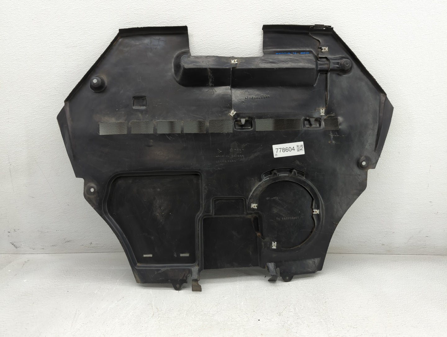2012 Ford Fusion Engine Cover - Oemusedautoparts1.com