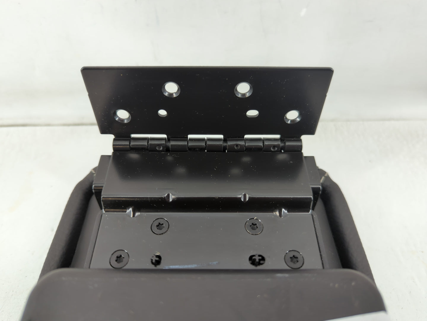 2012 Ford Fusion Center Console Armrest Cover Lid P/N:6E53-5406050-AA Fits OEM Used Auto Parts - Oemusedautoparts1.com