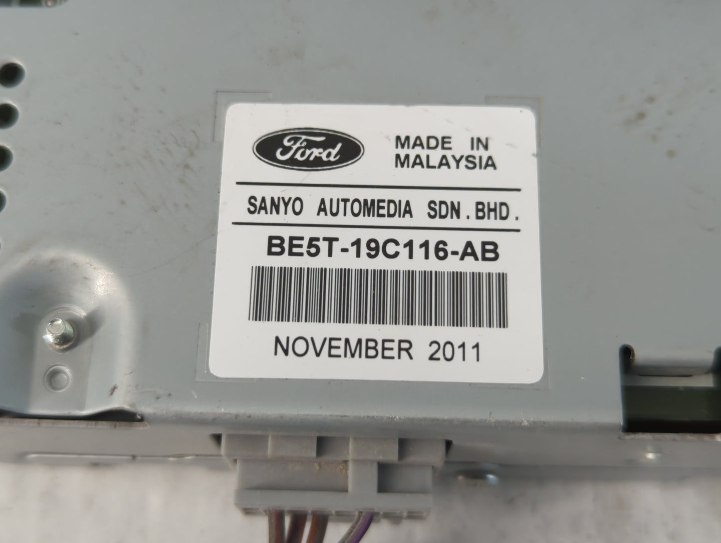 2010-2012 Ford Fusion Information Display Screen - Oemusedautoparts1.com