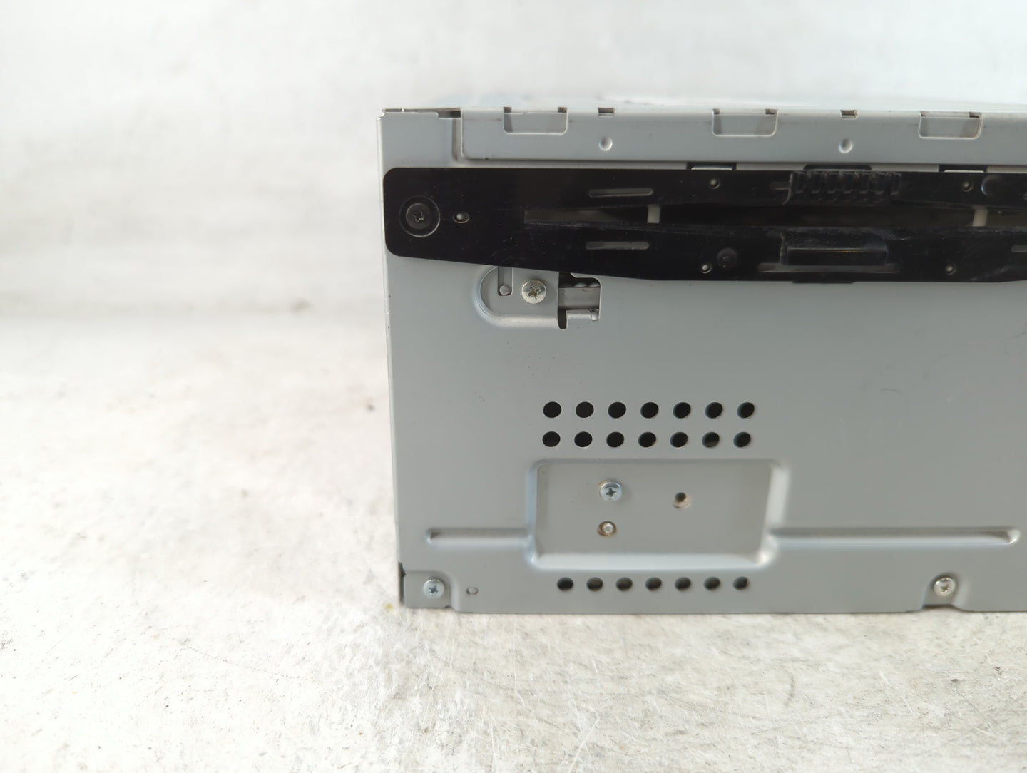 2010-2012 Ford Fusion Radio AM FM Cd Player Receiver Replacement P/N:BE5T-19C157-AB Fits Fits 2010 2011 2012 OEM Used Auto P