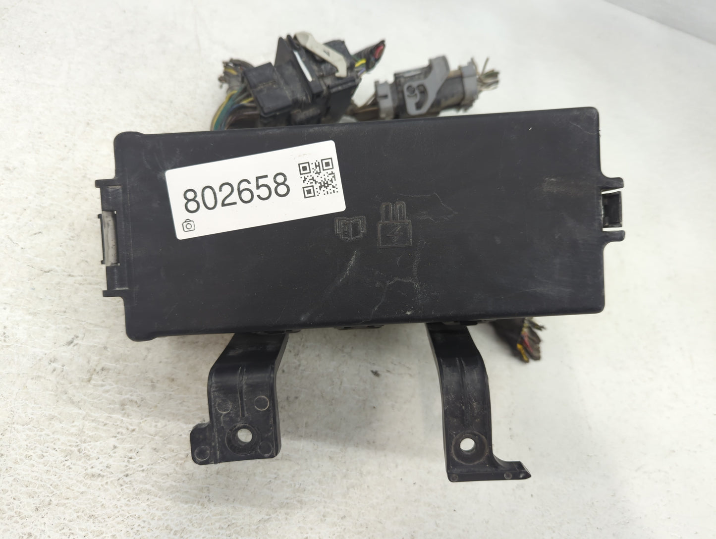 2010-2012 Ford Fusion Fusebox Fuse Box Panel Relay Module Fits Fits 2010 2011 2012 OEM Used Auto Parts - Oemusedautoparts1.c