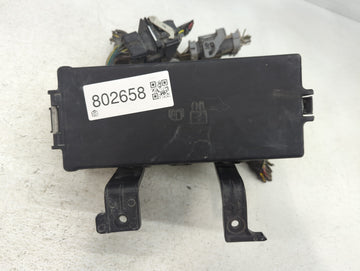 2010-2012 Ford Fusion Fusebox Fuse Box Panel Relay Module Fits Fits 2010 2011 2012 OEM Used Auto Parts - Oemusedautoparts1.c