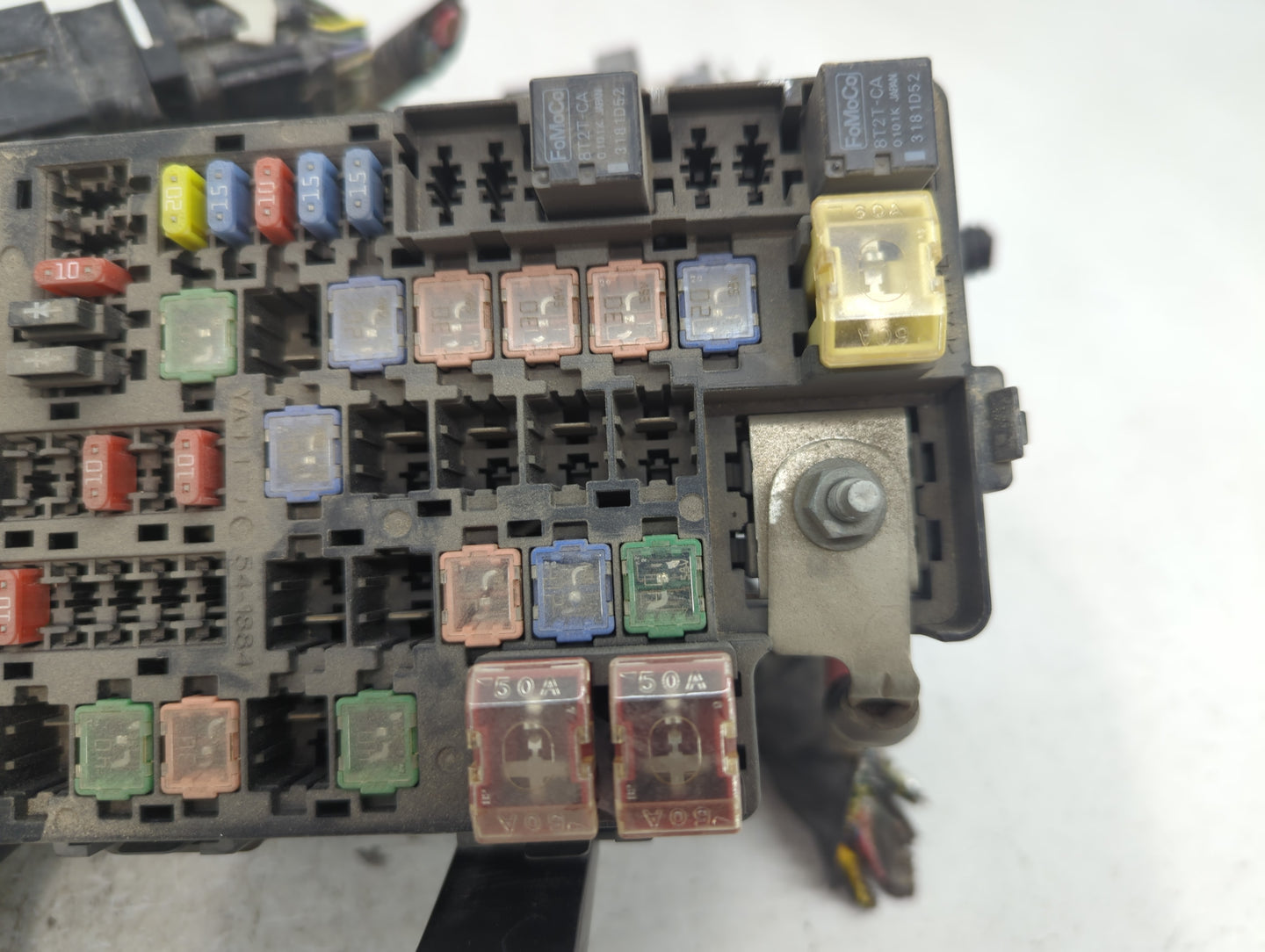 2010-2012 Ford Fusion Fusebox Fuse Box Panel Relay Module Fits Fits 2010 2011 2012 OEM Used Auto Parts - Oemusedautoparts1.c