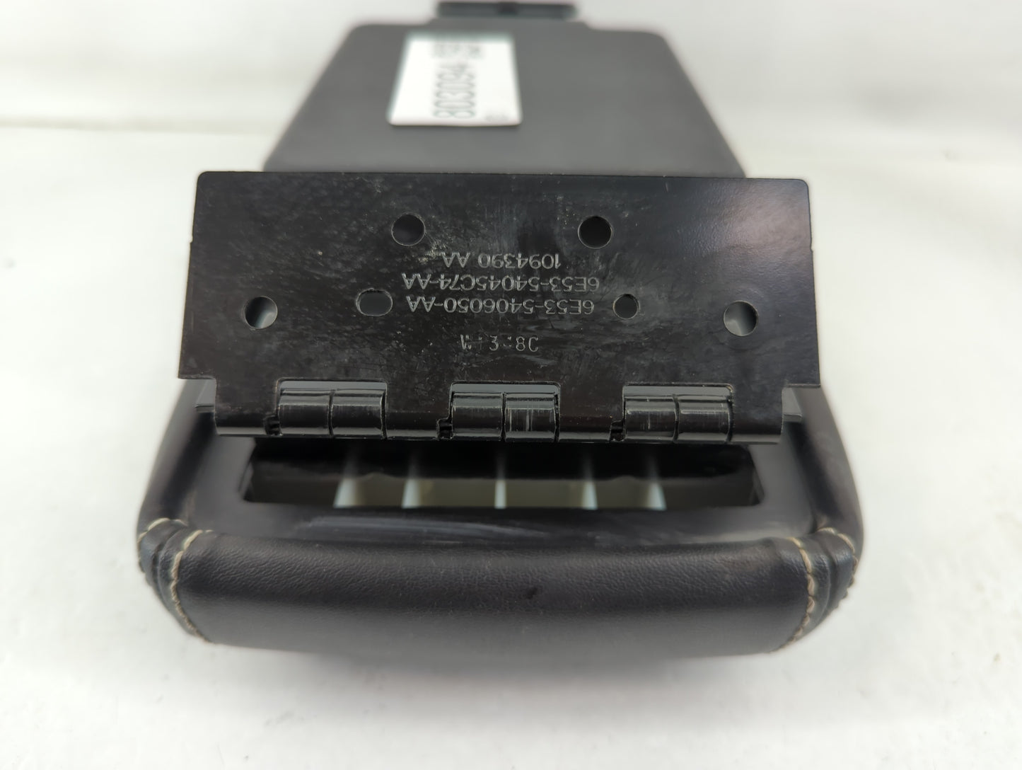 2012 Ford Fusion Center Console Armrest Cover Lid P/N:6E53-5406050-AA Fits OEM Used Auto Parts - Oemusedautoparts1.com