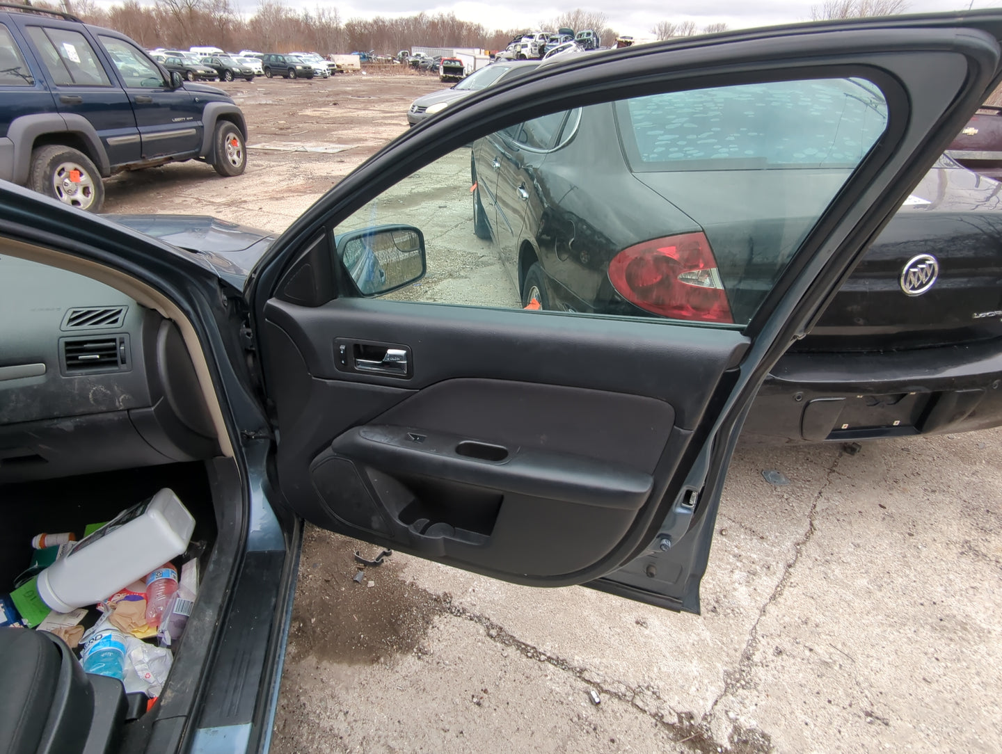 2012 Ford Fusion Front Right Passenger Interior Door Panel Trim 821164 - Oemusedautoparts1.com