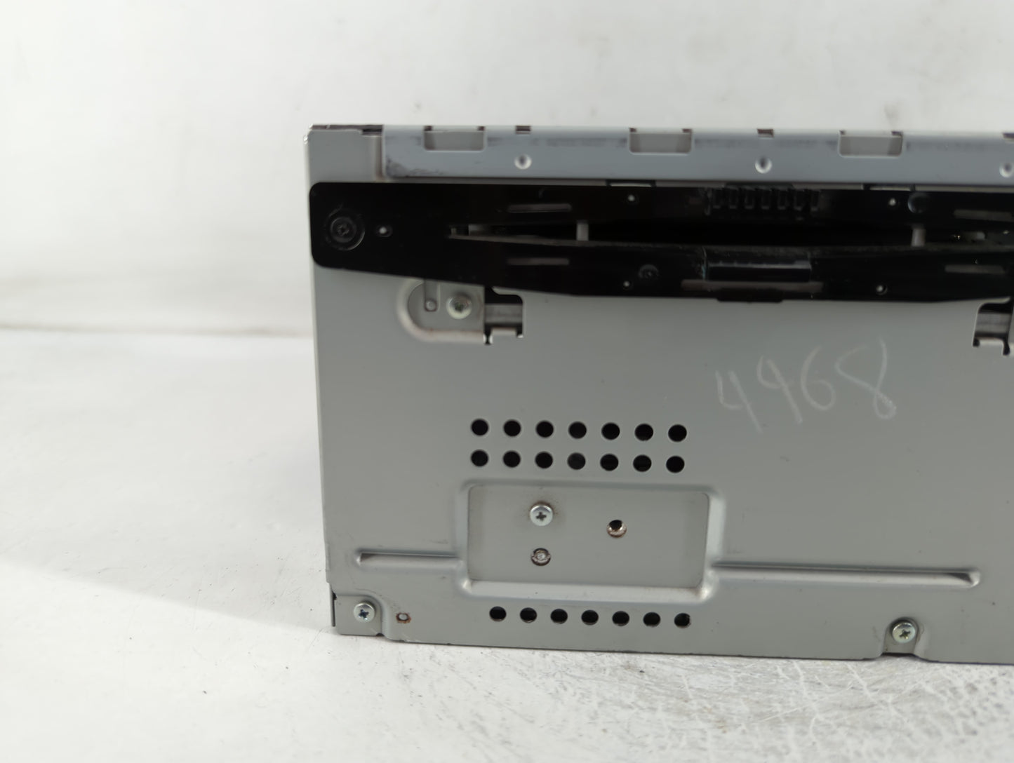 2010-2012 Ford Fusion Radio AM FM Cd Player Receiver Replacement P/N:BE5T-19C157-AB BE5T-19C159-AA Fits Fits 2010 2011 2012 