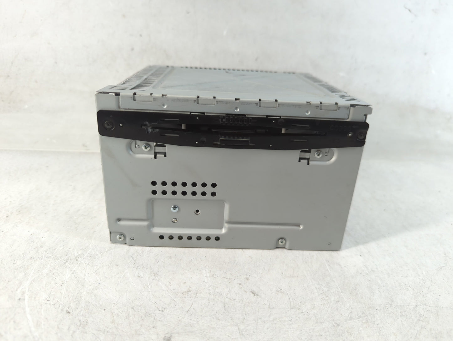 2010-2012 Ford Fusion Radio AM FM Cd Player Receiver Replacement P/N:BE5T-19C157-AB Fits Fits 2010 2011 2012 OEM Used Auto P