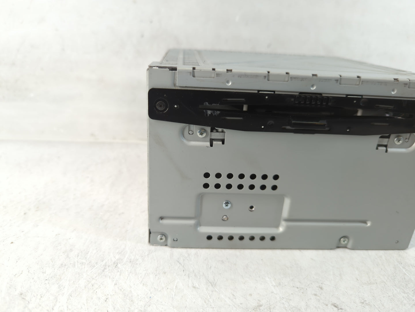 2010-2012 Ford Fusion Radio AM FM Cd Player Receiver Replacement P/N:BE5T-19C157-AB Fits Fits 2010 2011 2012 OEM Used Auto P