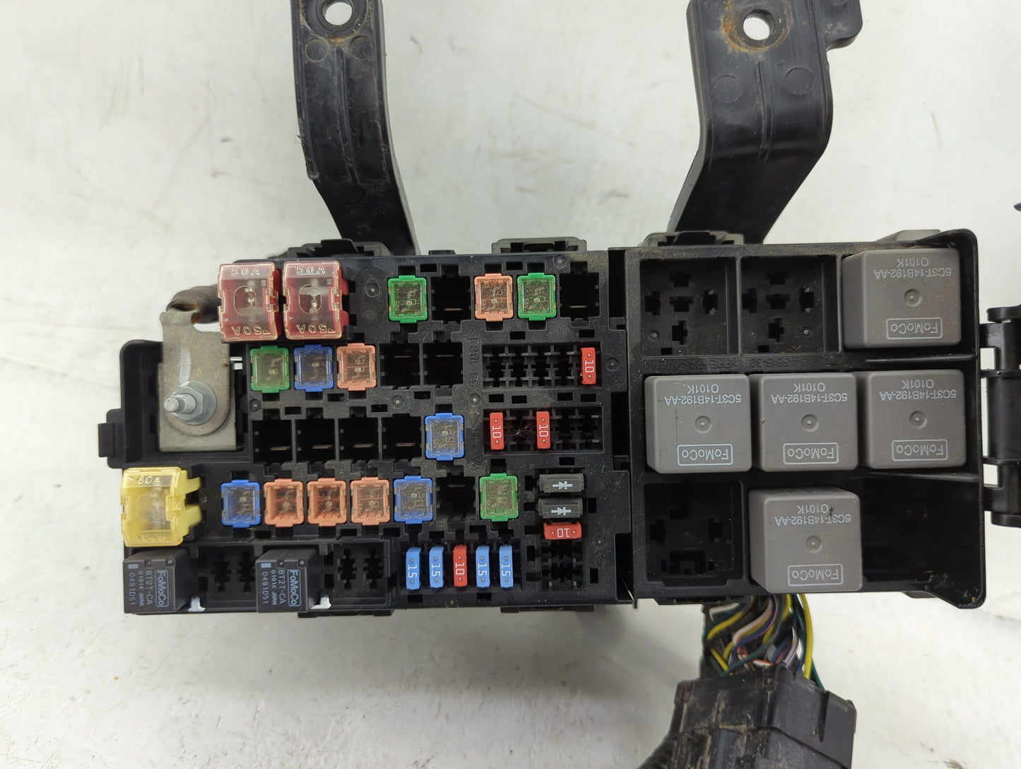 2010-2012 Ford Fusion Fusebox Fuse Box Panel Relay Module Fits Fits 2010 2011 2012 OEM Used Auto Parts - Oemusedautoparts1.c